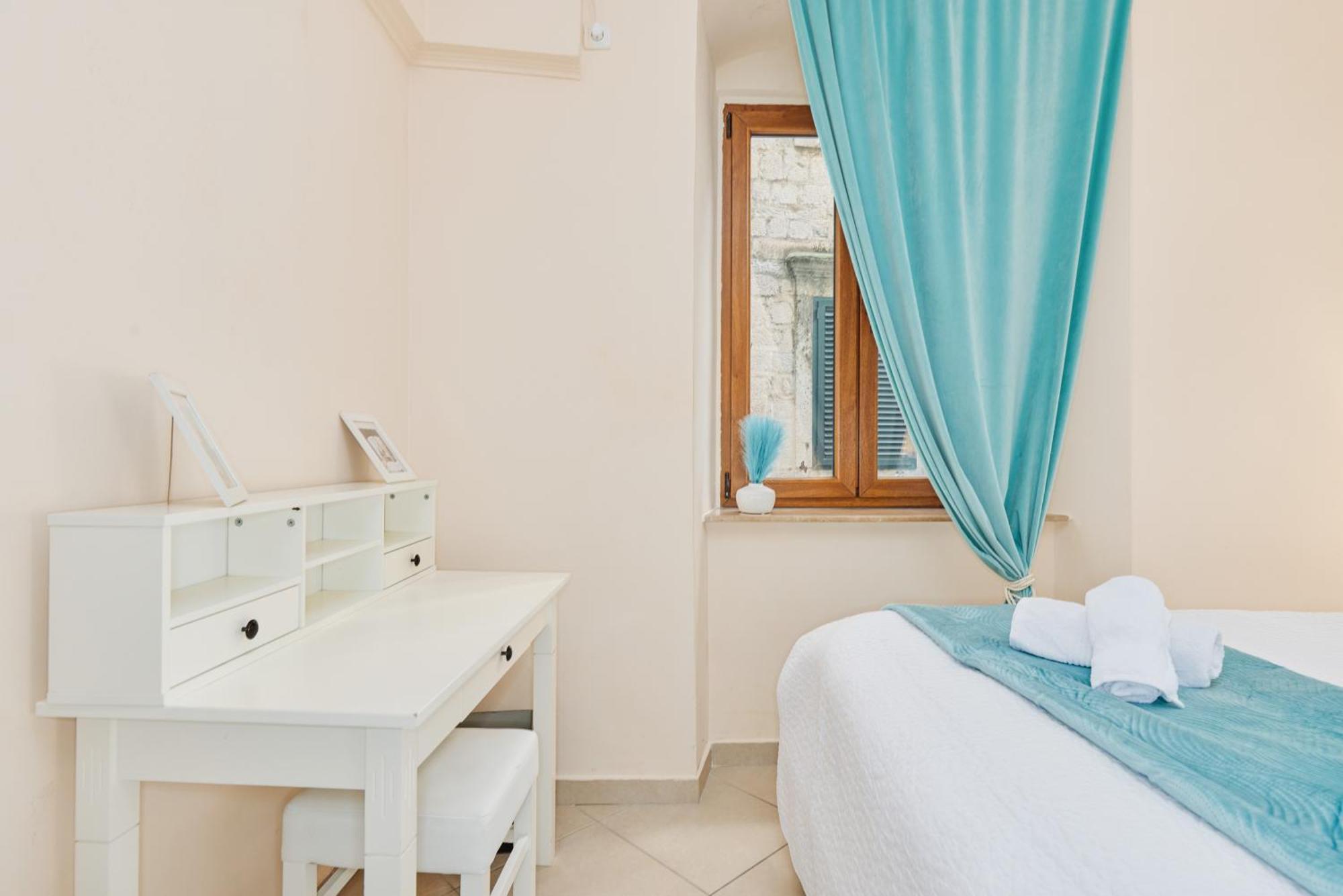 La Dolce Vita Apartment โกตอร์ ภายนอก รูปภาพ